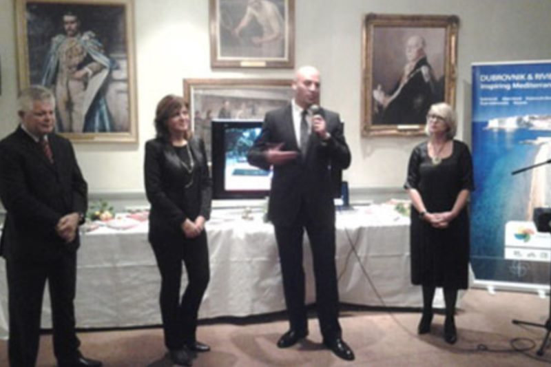 DUBROVNIK CHRISTMAS PARTY U LONDONU