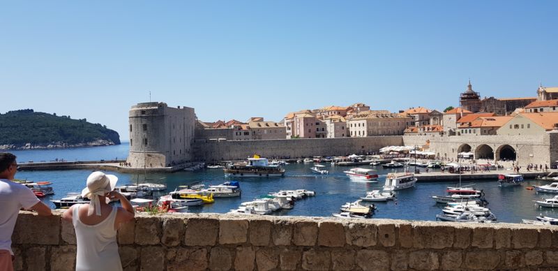 Dubrovnik među 10 najboljih odredišta koja podižu sreću i najsigurniji europski grad