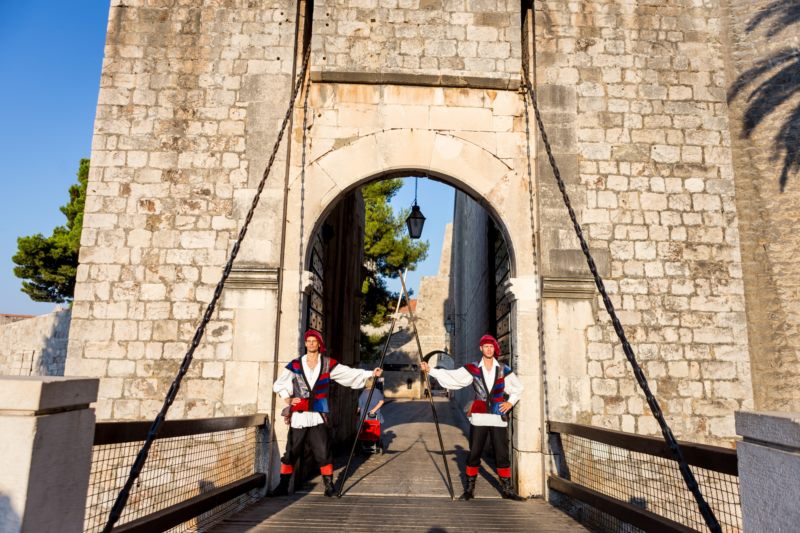 JAVNI POZIV zainteresiranim studentima za rad u „Gradskoj straži” grada Dubrovnika