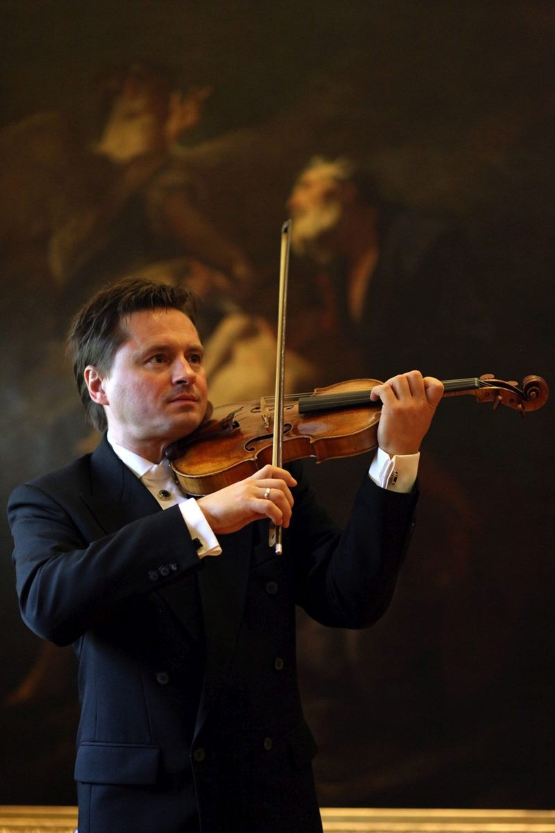 DSO, Valentin Egel, dirigent & OREST SHOURGOT, violina