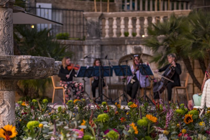 Flower Concerts Held to Celebrate Earth Day
