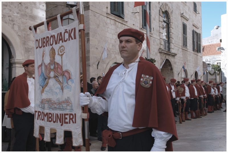 Patriot Hymn - firing guns salutes by the Dubrovnik musketeers
