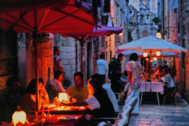 Dubrovnik noću