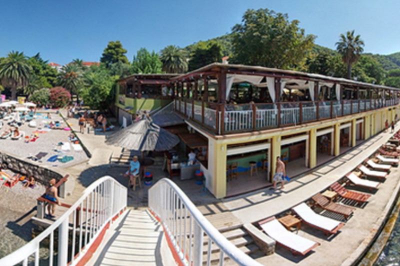 Lapad beach - lounge bar