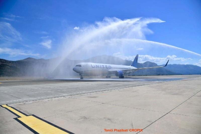 UNITED AIRLINES SLETIO U ZRAČNU LUKU DUBROVNIK