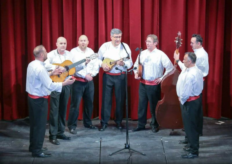 Klapa Karaka- Ulicama našeg Grada